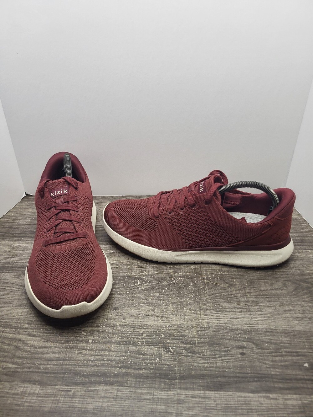 Kizik Lima Sneakers Shoes Burgundy Casual Mens Size 9 Wms 10.5